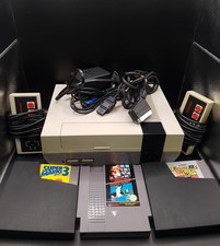 Nintendo Entertainment System NES + Anschlusskabel + 3x Spiele 