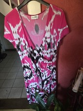  Rosa /Weißes Kleid von