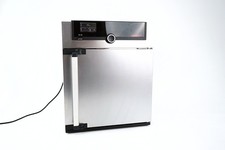 Memmert IN30 32L Incubator