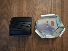 ORIGINAL Seat Heckklappengriff Kofferraum Öffner Emblem LEON 5F 5F0827565D RYP