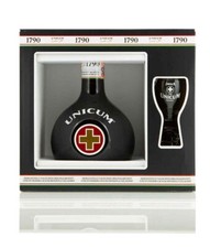 Zwack Unicum Kräuterlikör