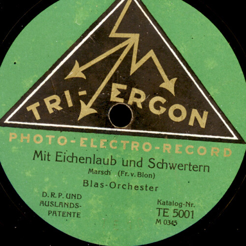 Blas orchester mit eichenlaub - mit,