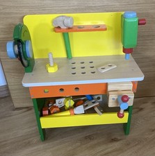 Tolle Baby Werkbank aus Holz mit vielen Funktionen siehe viele Fotos