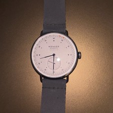 NOMOS Glashütte Metro