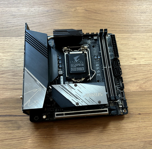 Gigabyte aorus z590i ultra - aorus,