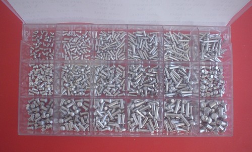 900 alu nieten - x,