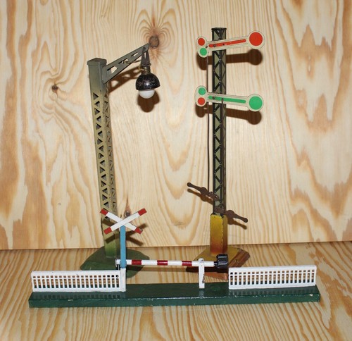 Blechspielzeug - (pe0483),