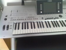 Yamaha Keyboard Tyros 4 mit Verstärkeranlage