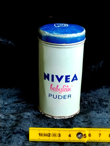 Alte blechdose 379 nivea - alte,