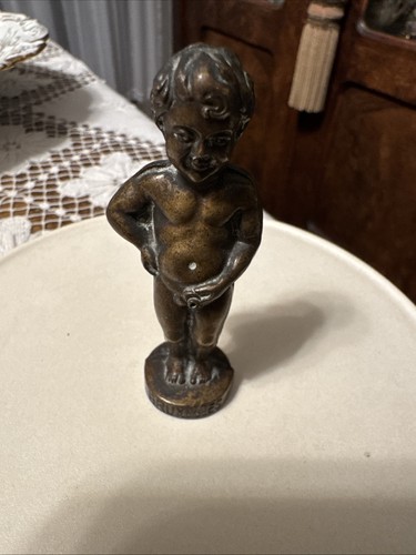 Antiker manneken pis le - antiker, /