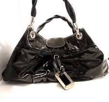 VIA REPUBBLICA LACK-LEDERTASCHE, schwarz