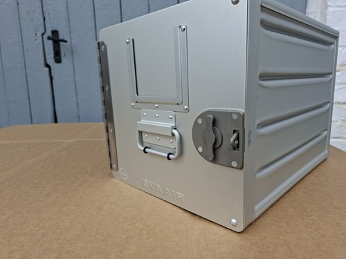 Standard container airline - standard,