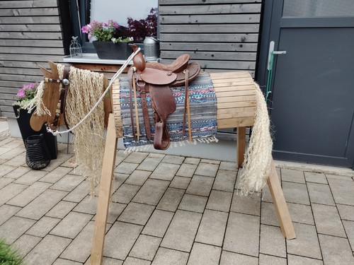 Holzpferd neu mit extra langer - neu,