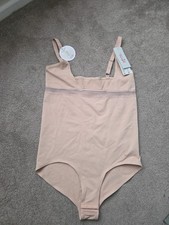 Nagelneu mit Etikett Triumph