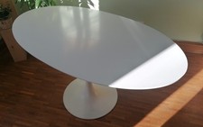 Original Knoll Tulip Table –