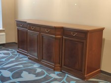 Klassisches Sideboard „Milano“, Kirschbaum, hochwertig verarbeitet