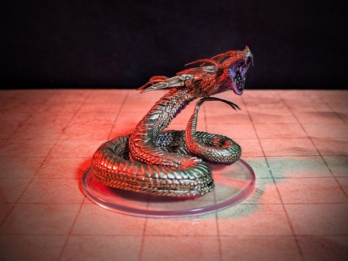 Miniatur emissary of - d&d,