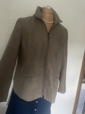 „Goldener Schnitt“ Jacke Schlammfarben Gr. 46