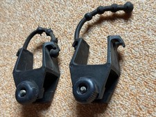 Universalhalter für Surfmast für Dachträger