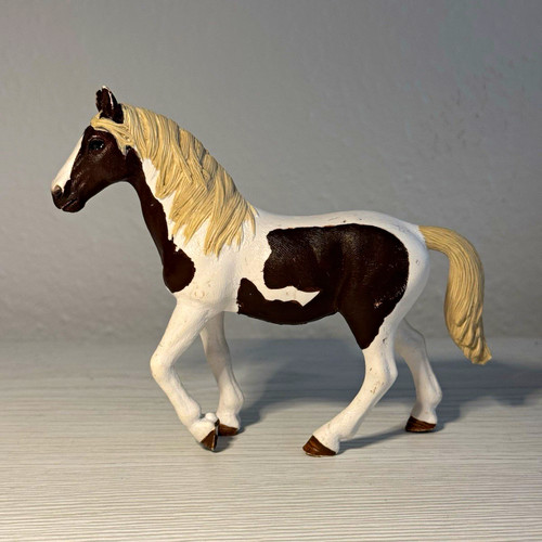 Schleich farm world - world, pinto