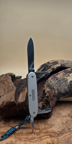Victorinox pioneer 2007 - pioneer,