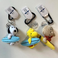 Snoopy Surf Shop Plüsch