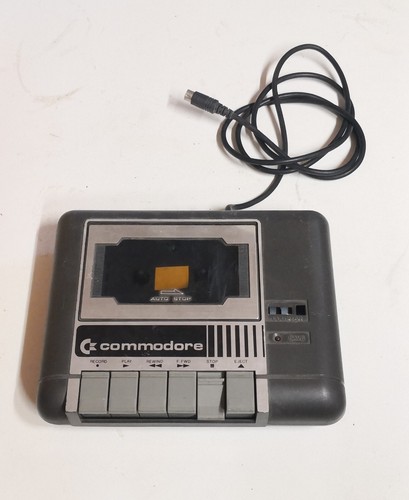 Commodore datasette für c16 - ,