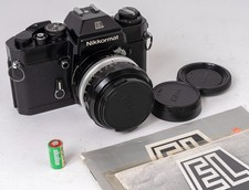 NIKON NIKKORMAT EL mit NIKKOR-SC Auto 1:1,4/50mm und Zubehör