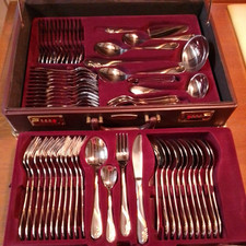 Besteck im Koffer, 70 Teile