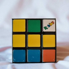 Rubik’s Zauberwürfel –