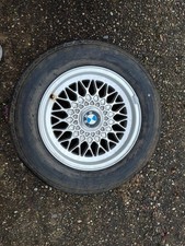 Eine Original BMW Alufelge