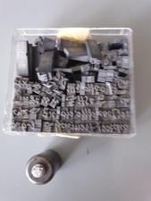 Alte Bleisatz Buchstaben Lettern Bleisatz Buchdruck und Stempel Siegel