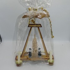 Weihnachtspyramide Erzgebirge