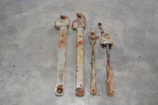 Unterlenker mit Fangtaschen und Hubspindeln für Deutz 5006, 5206, 5506, 6206