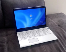Sony VAIO SVE 17       Core i7