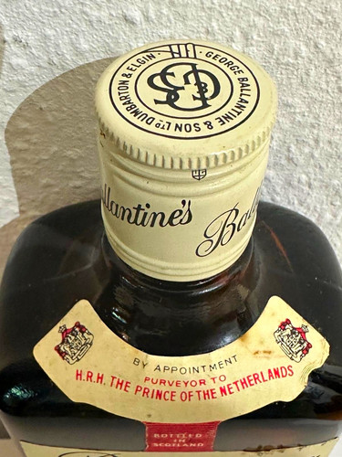 Ballantine finest scotch - finest,