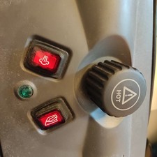 Laurastar funktionstüchtig, Mängel am Bügeltisch Rost und Beschädigung,