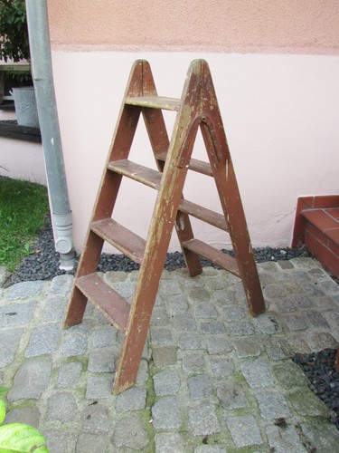 Alte holzleiter stehleiter - holzleiter,
