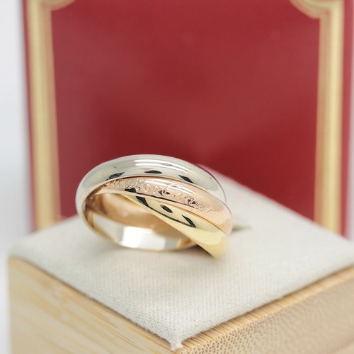 Les must cartier - must, de