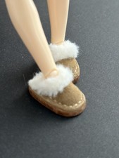 Beige Lederschuhe mit Fell