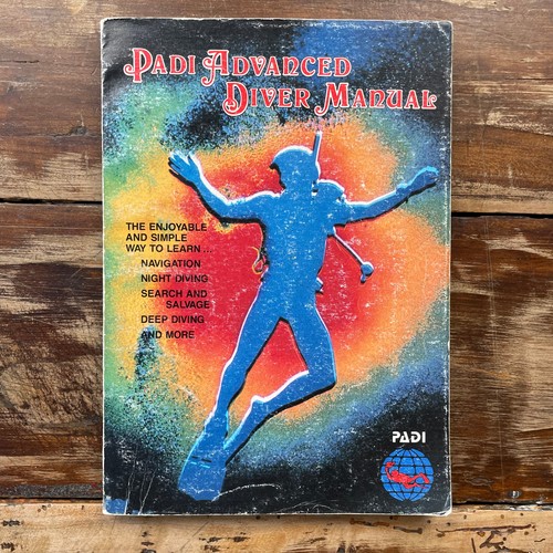 Padi advanced diver manual - padi,