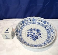 Meissen Onion Pattern Round