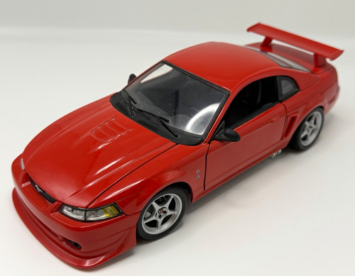 Maisto ford mustang svt cobra - ford,