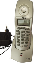 AEG Telefon Mobilteil  D8000 Festnetztelefon guter Zustand mit Ladeschale