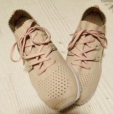 Asics Damen- Laufschuhe Gel Kayano Strickschuhe . Sand/ rosa. Größe  40. W. Neu