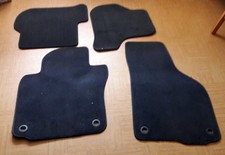 Original Fußmatten für VW Golf 5 (2003-2009) 1K, ovale Befestigung