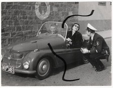 Orig. Baryt Foto Hellmuth Pollaczek 1950er Kleinschnittger Auto Polizei W66-3461
