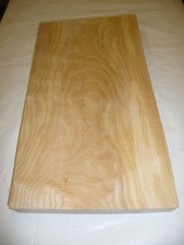 Eschenholz; 49x26x4,5cm; Artnr