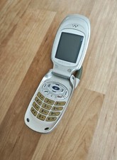 Samsung SGH-T100 Klapphandy/Foldphone Vintage in silbergrau