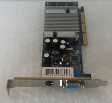 NVIDIA GEFORCE FX 5200 128MB AGP Steckplatz gebraucht